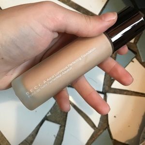 Aqua Luminous Perfecting Foundation, BECCA - Fair